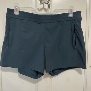 NWOT Women’s Kuhl Freeflex Shorts